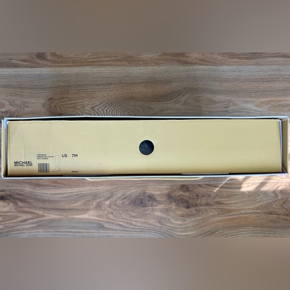 Michael Kors Loni Moss Green Embossed Croc Leather Knee-High Boots US 7M NIB - Picture 5 of 8